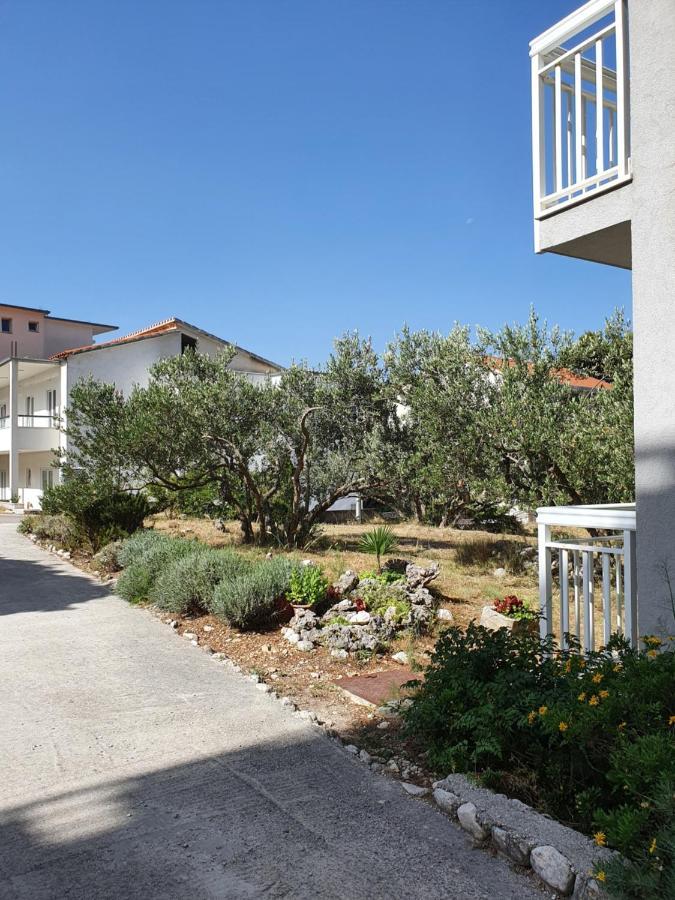Apartments Ivana Baška Voda Extérieur photo