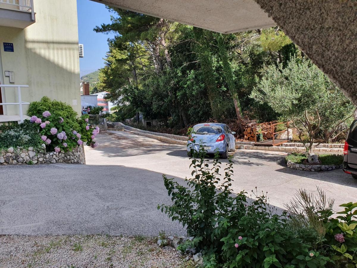 Apartments Ivana Baška Voda Extérieur photo